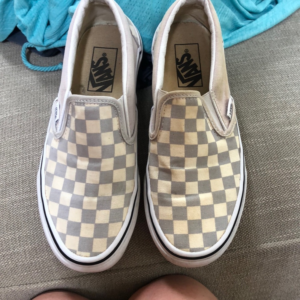 Women’s checkered Vans